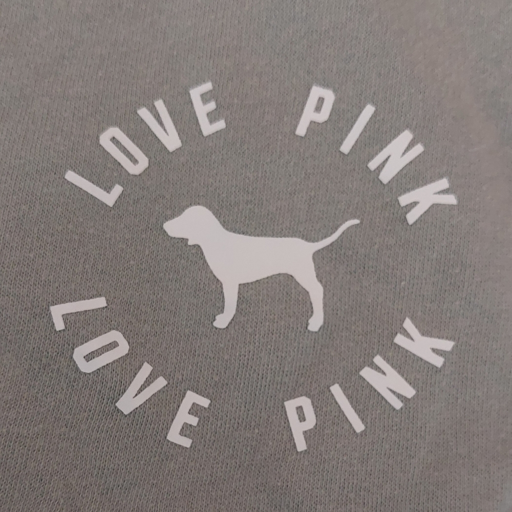 PINK VS "LOVE PINK" Shorts - Picture 3 of 5